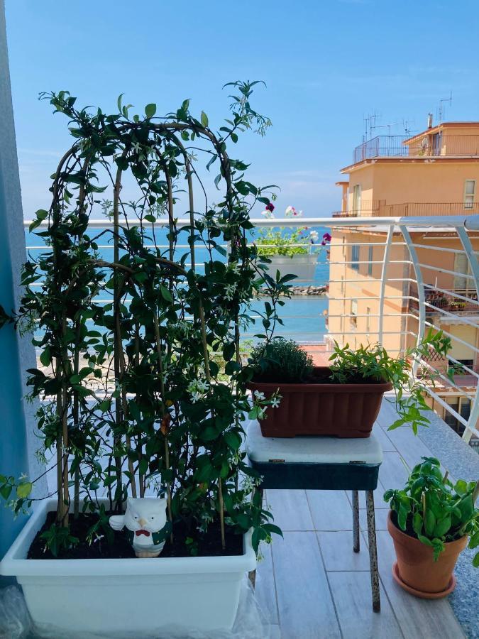 Appartamento Viva La Nonna Salerno Esterno foto