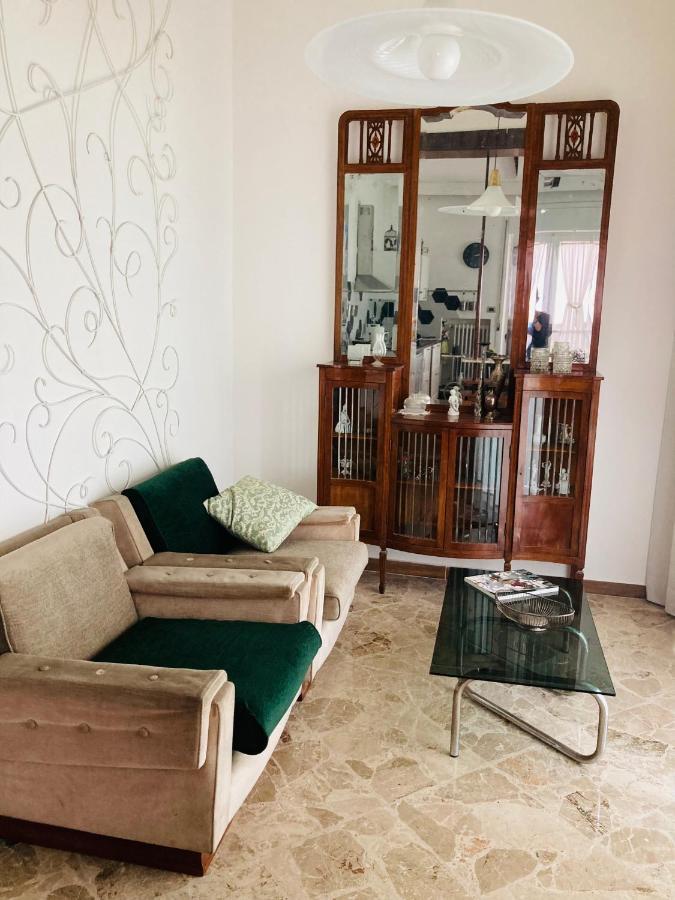 Appartamento Viva La Nonna Salerno Esterno foto