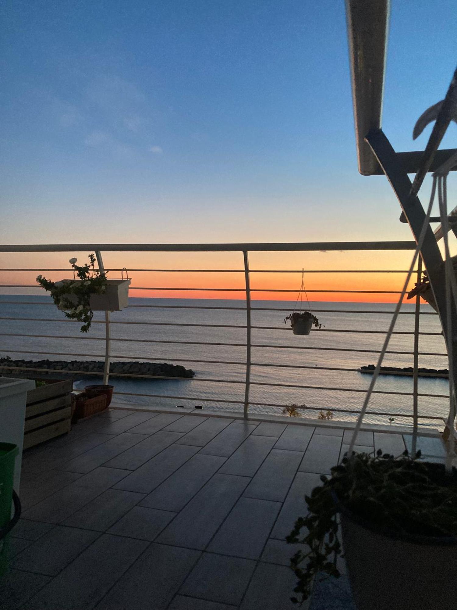 Appartamento Viva La Nonna Salerno Esterno foto